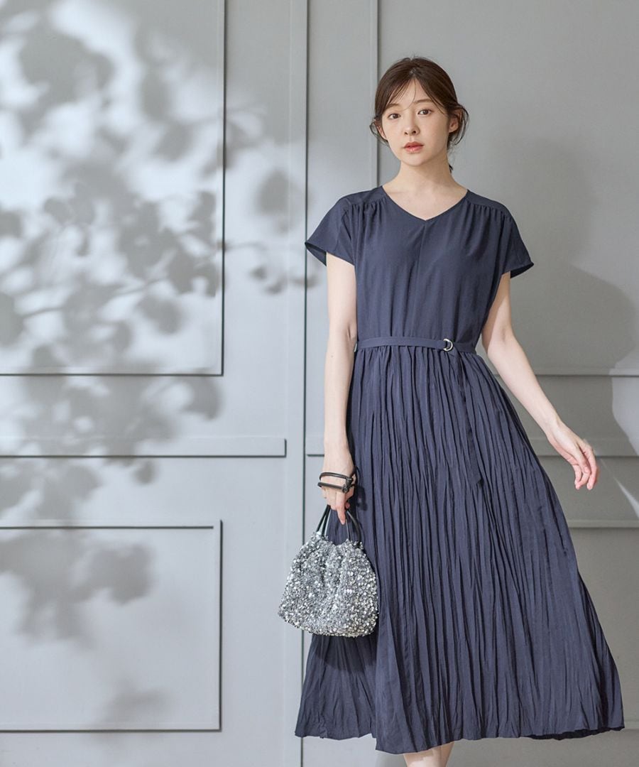SALE】Vネックベルト付きクリンクルロングワンピース - 12Twelve