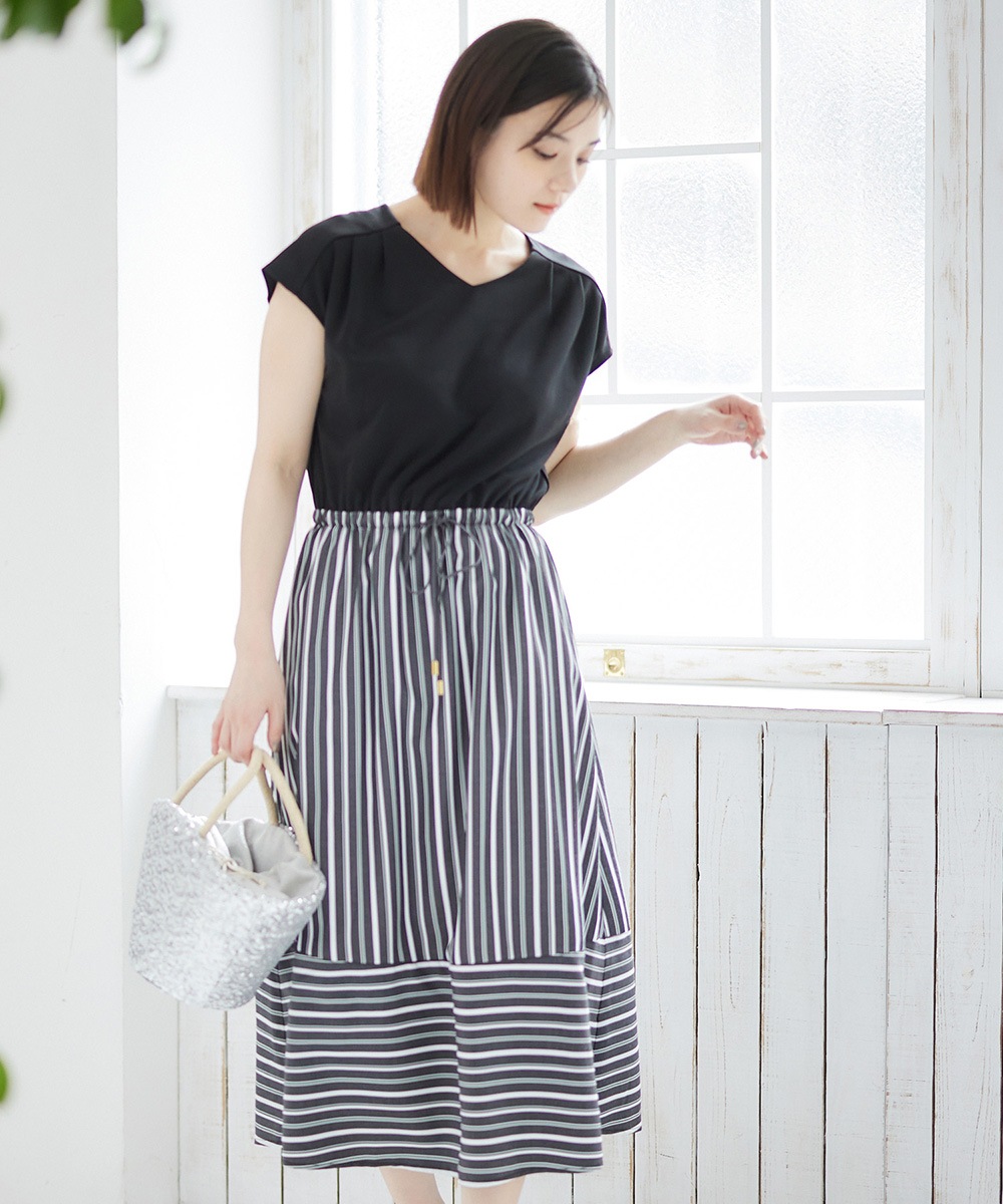 v twelve ワンピース 12Twelve Agenda ワンピース 割繊デシンVネックロングワンピース