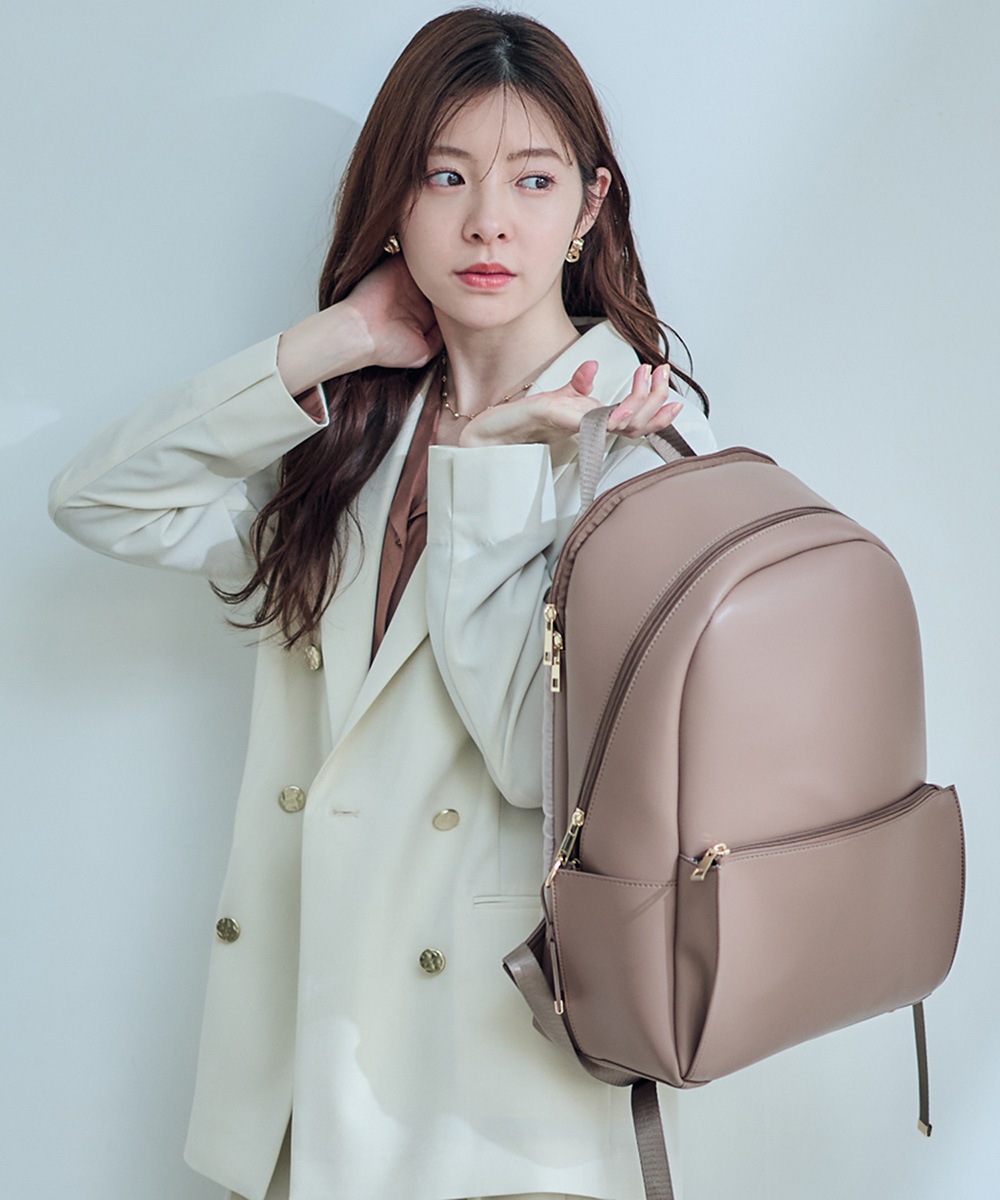 PC収納付き合皮A4リュック - 12Twelve Agenda(トゥエルブアジェンダ
