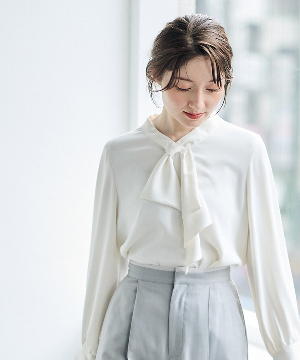 フレンチキスクロスフリルブラウス - 12Twelve Agenda(トゥエルブ