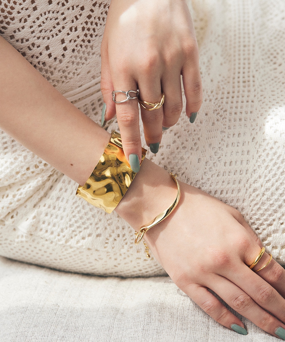 �ܥ�塼�०�����֥Х󥰥�