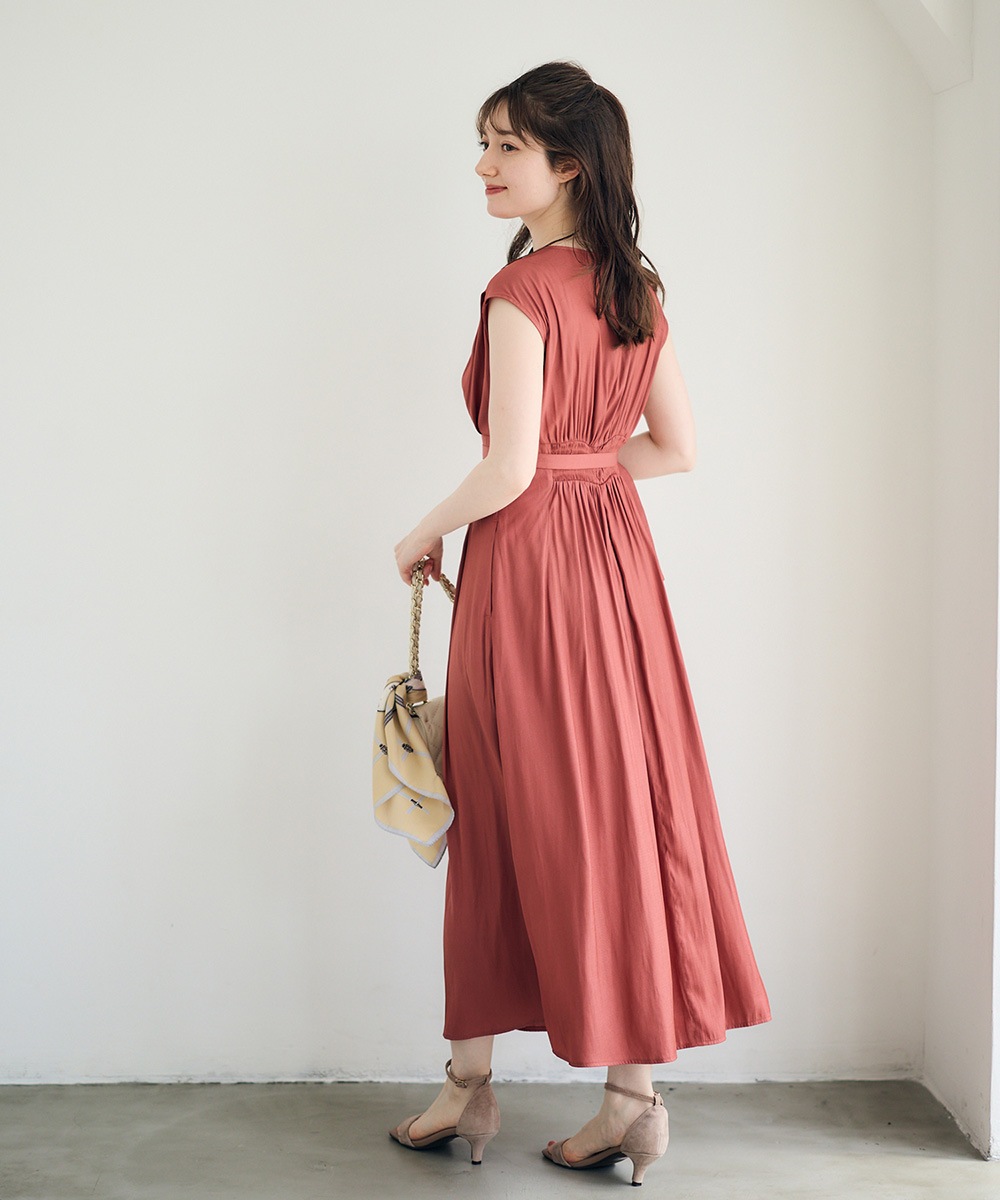 Since Then Vネック フリルワンピース ロング丈長袖 前ボタン SALE】割繊デシンVネックロングワンピース - 12Twelve Agenda