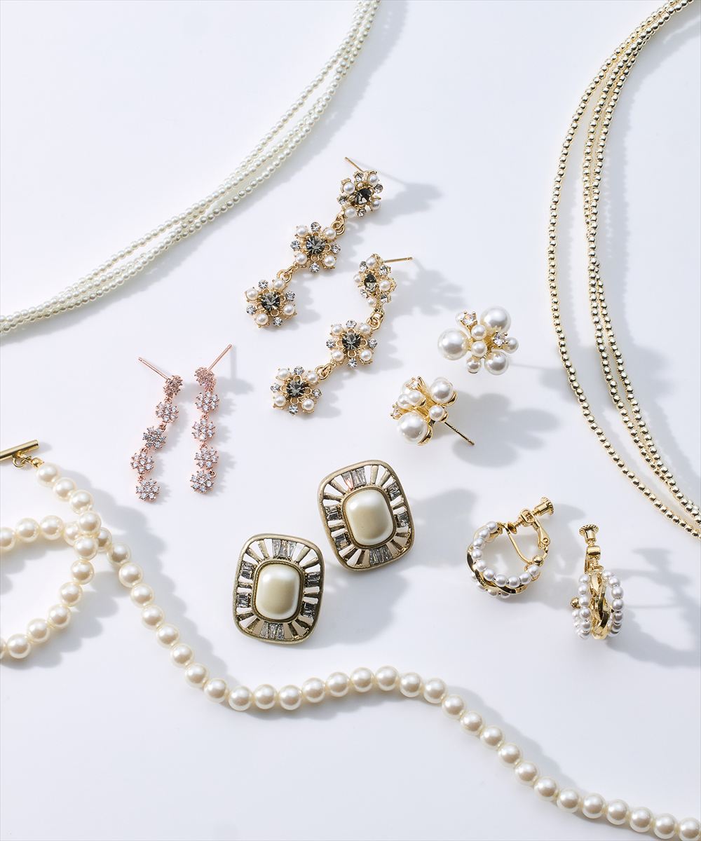 3連フラワーパールビジューピアス - 12Twelve Agenda(トゥエルブ