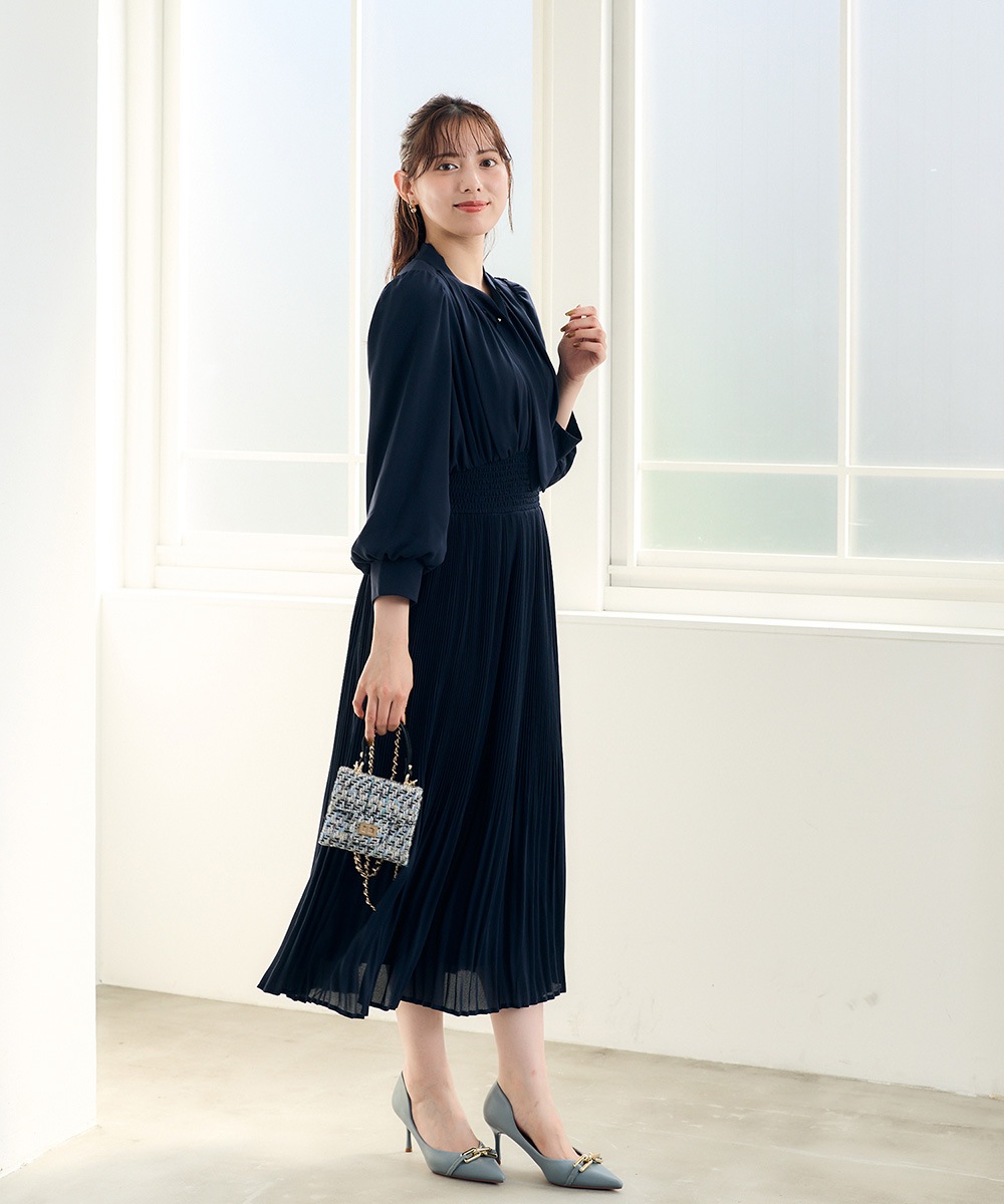 消しプリーツウエストシャーリングワンピース - 12Twelve Agenda