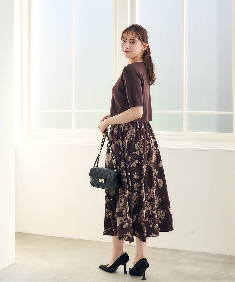 本日限定価格カーデガン付きLEONARDの花柄ワンピースとカーディガンセット美品 本日限定価格カーデガン付きLEONARDの花柄ワンピースとカーディガン