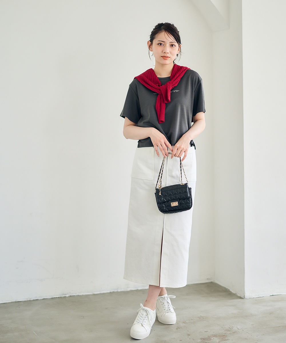 【そらあゆさん専用】CELINE ホワイト Tシャツ ロゴ刺繍 そらあゆさん専用】CELINE ホワイト Tシャツ ロゴ刺繍