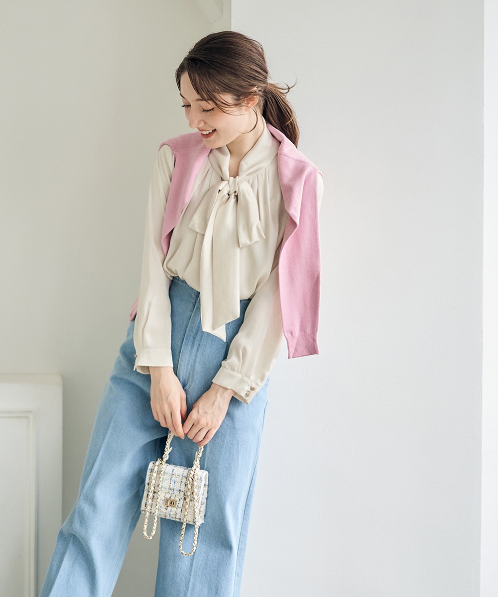 ◆幻◆ 希少美品 定価3.7万円 ADORE パウダーサテンブラウス VERY 7days Life Styling ブラウス シャツ ストレッチパウダーサテン