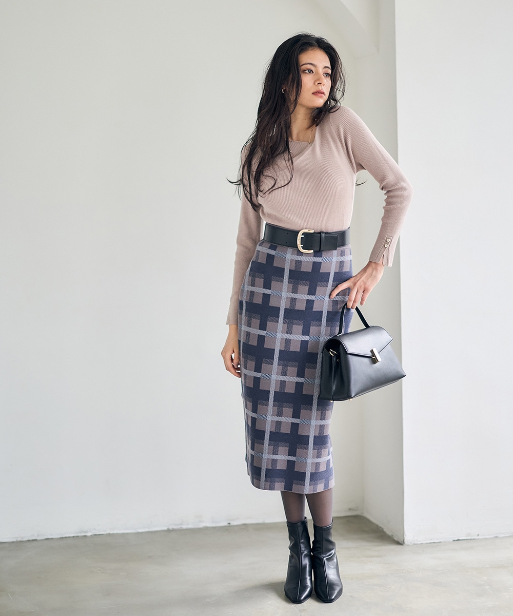 【試着のみ】アニュアンス　アシメネックリブニットプルオーバー　黒　ブラック アニュアンス anuans アシメネックリブニットプルオーバー