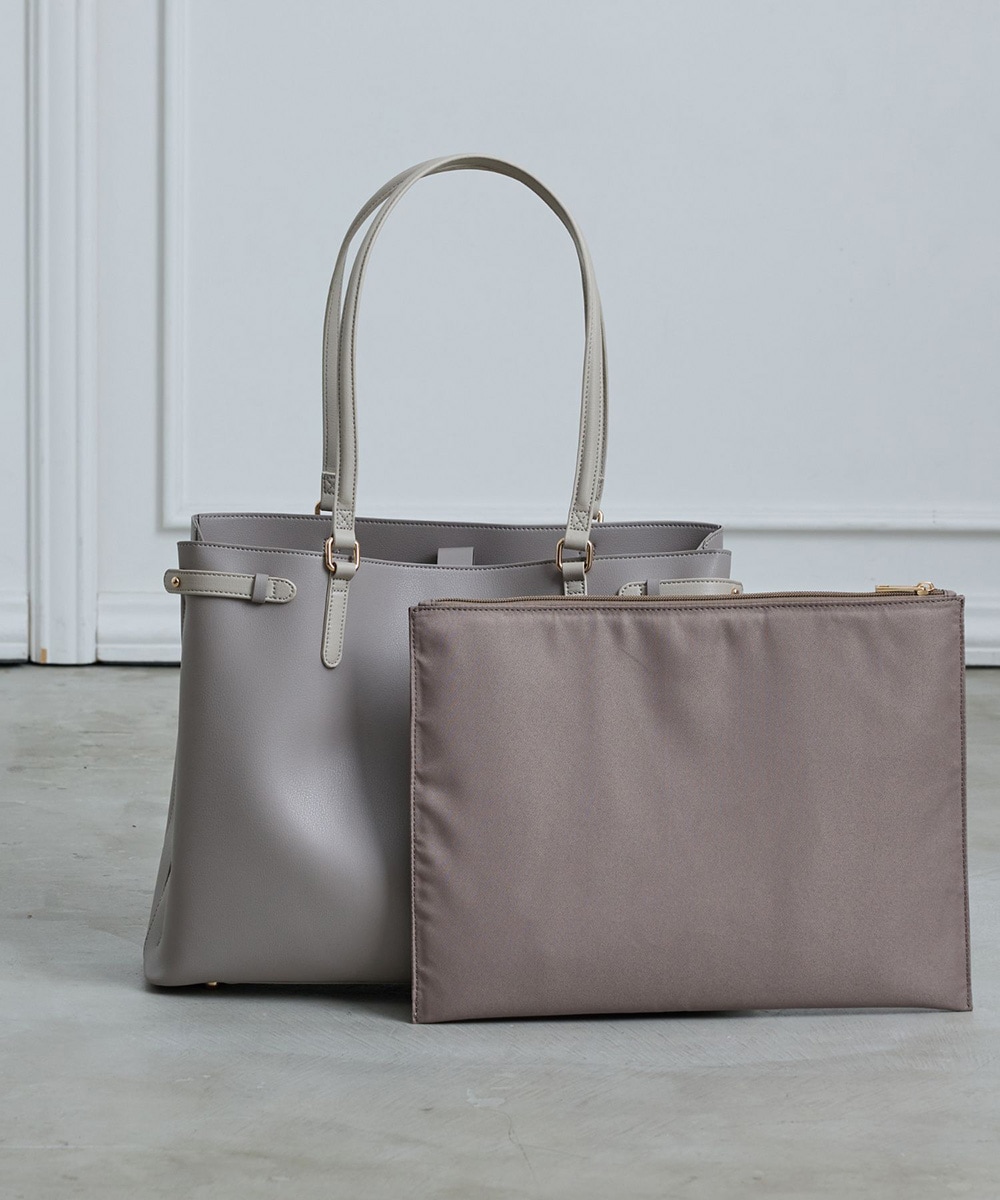 大容量配色ベルトA4バッグ - 12Twelve Agenda(トゥエルブアジェンダ