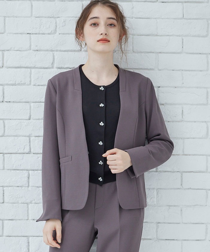 新品 overE ノーカラーハイストレッチジョーゼットジャケット ノーカラーハイストレッチジョーゼットジャケット：モカ│胸が