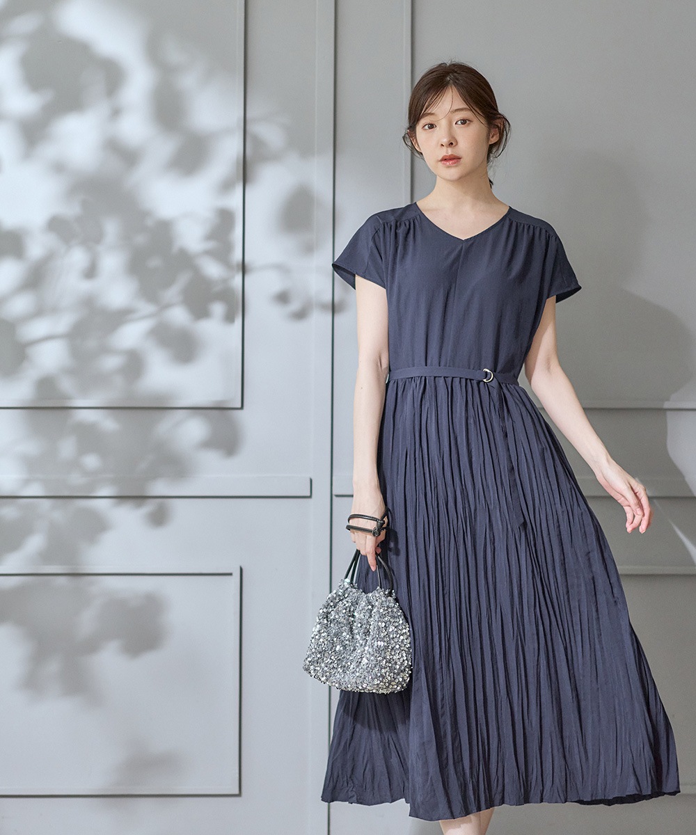 SALE】Vネックベルト付きクリンクルロングワンピース - 12Twelve