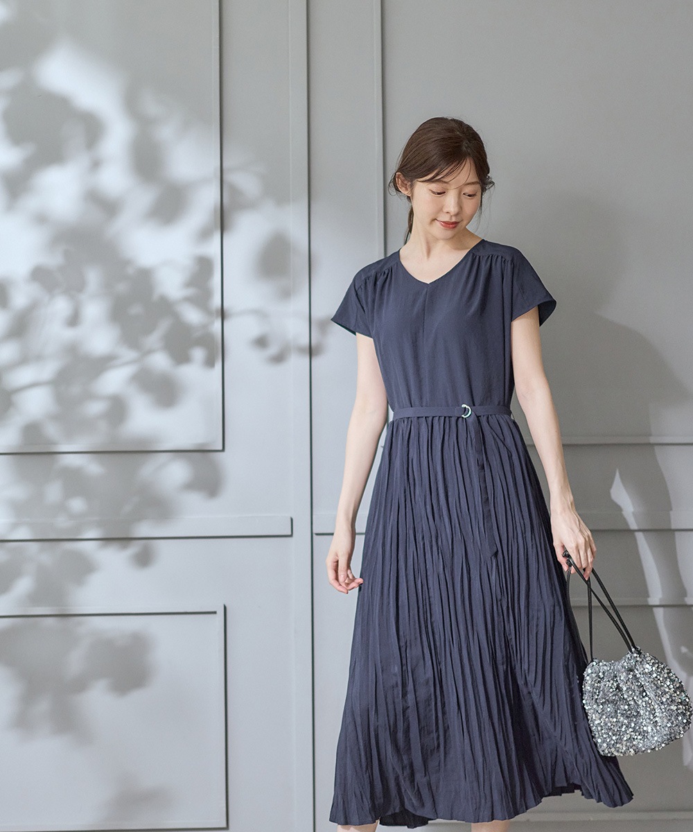 SALE】Vネックベルト付きクリンクルロングワンピース - 12Twelve