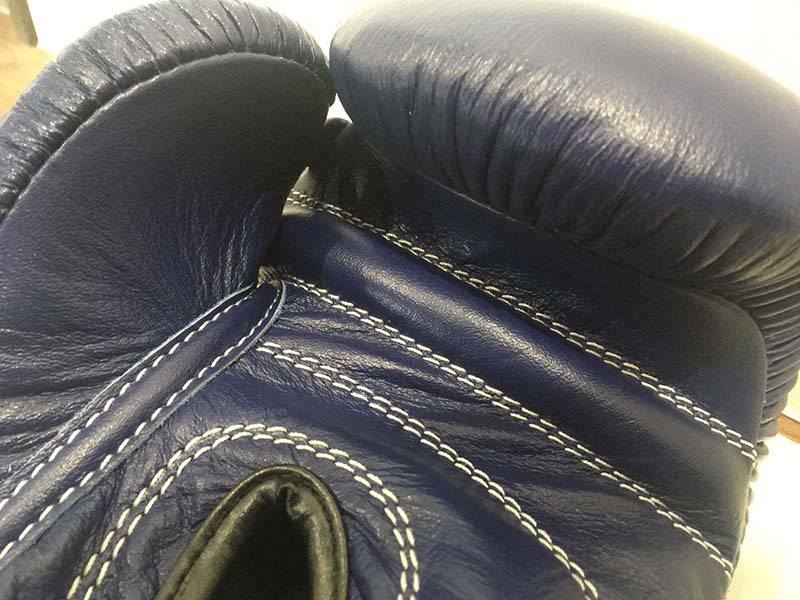 タイサマイ スパーリング グローブ 14oz | THAISMAI | | 格闘技