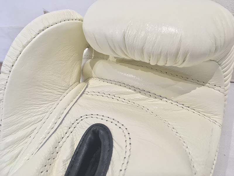 タイサマイ スパーリング グローブ 16oz