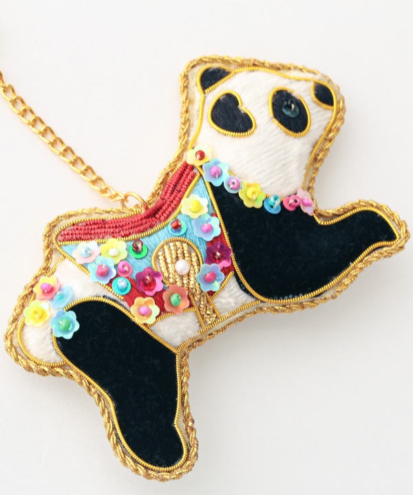 ザリ刺繍 パンダ バッグチャーム（キーホルダー）  M21-2491