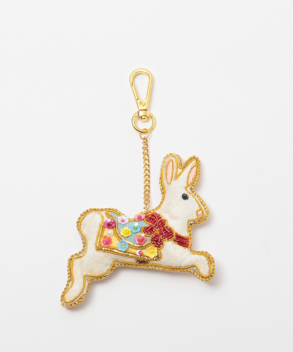 ザリ刺繍 ウサギ バッグチャーム（キーホルダー）  M21-2492 
