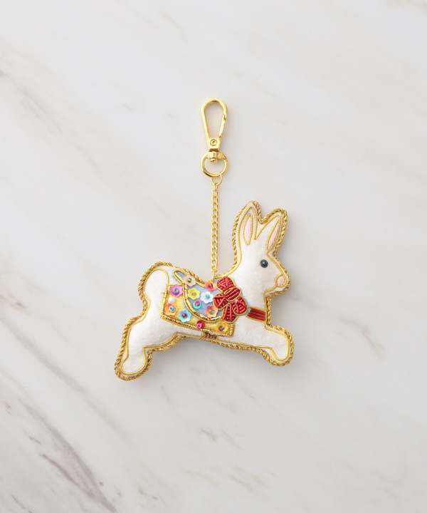 ザリ刺繍 ウサギ バッグチャーム（キーホルダー）  M21-2492 