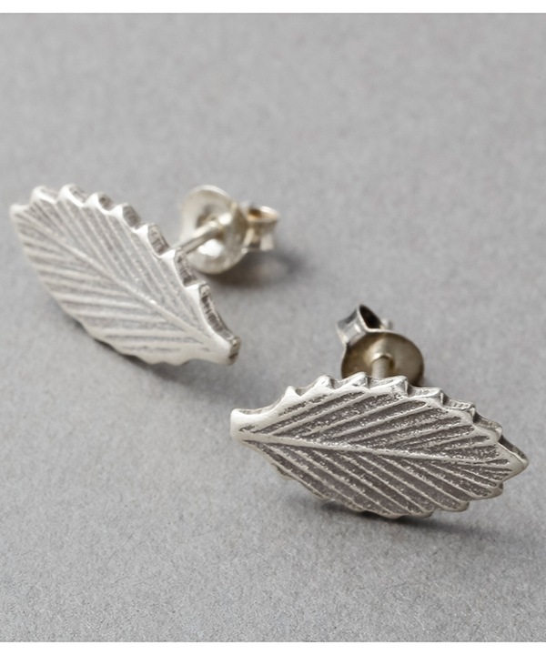 カレンシルバー リーフ スタッド ピアス TGSE-2221 ★