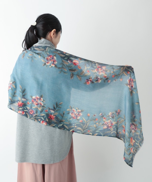 ウールシルク 花柄プリントショール B25W003BL