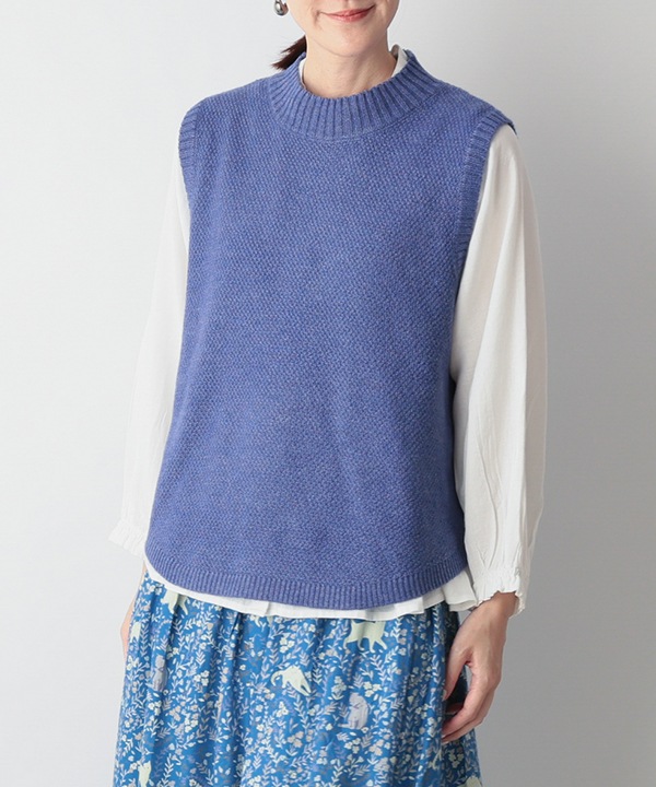 カシミアタッチかのこ編みニットベスト 25W055