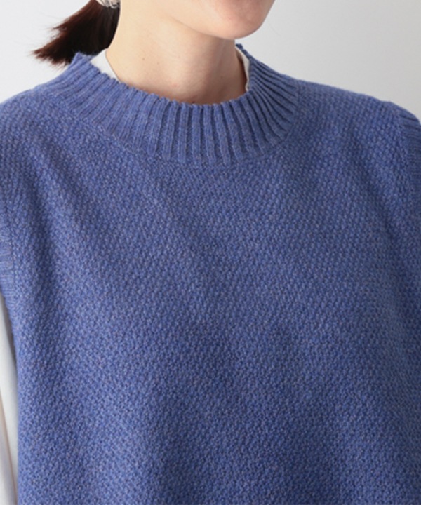 カシミアタッチかのこ編みニットベスト 25W055