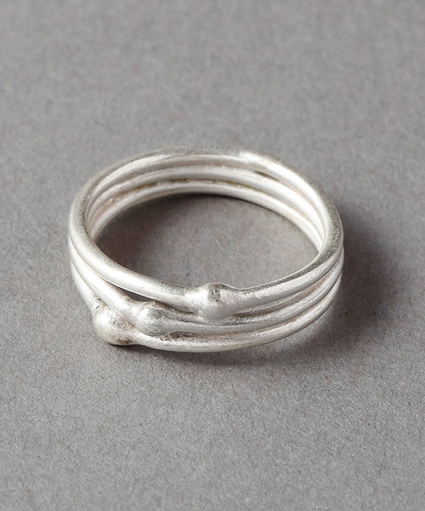 カレンシルバー 3連風 リング（3サイズ） TGSR-2308 ★