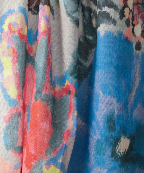 ウールシルク 大花プリントスカーフ B25W008MX