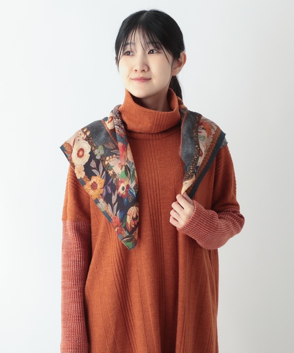 ウール混 花柄プリントスカーフ B25W014