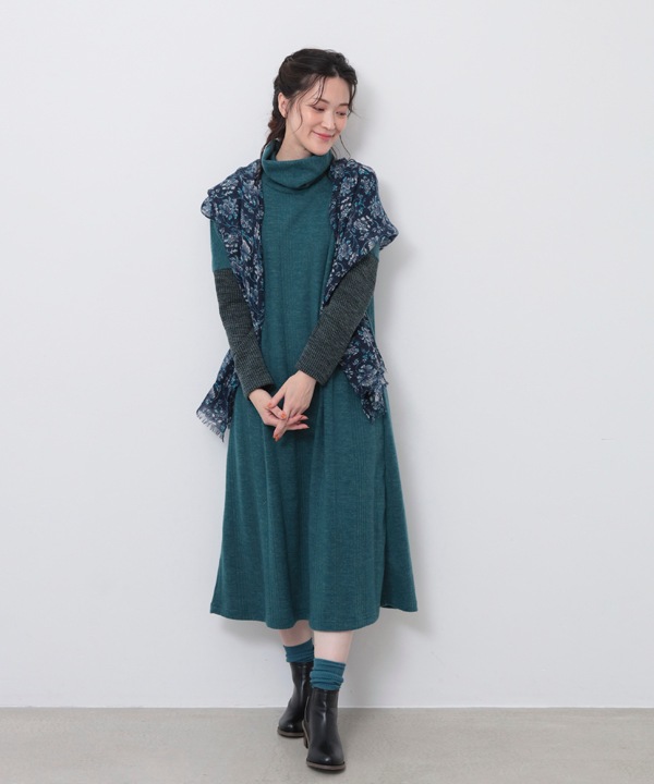 ふわふわリブカットソーワンピース 25W071