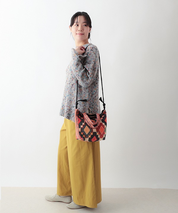 ウールブレンドカラフルネップヤーンプルオーバー 25W077