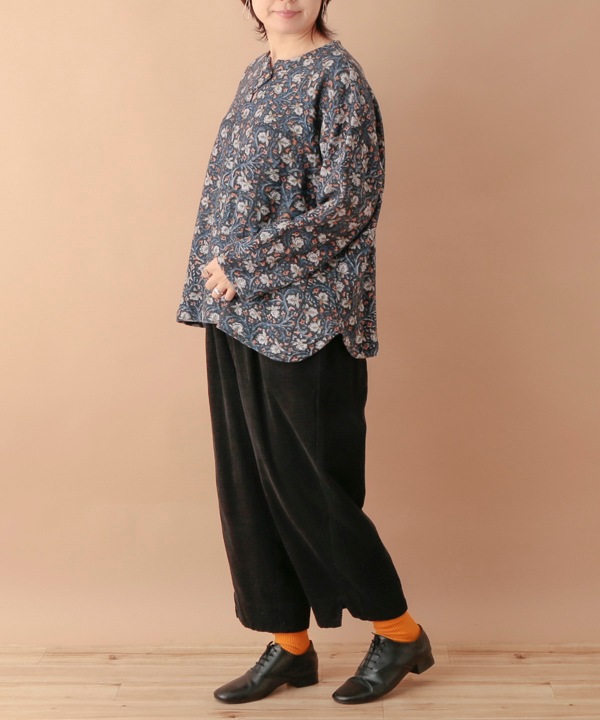 ○秋のおでかけウェア特集,気分が上がる柄ものトップス | 東京かんかん