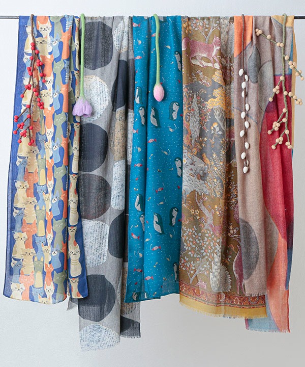 ウールコットン 猫柄プリントショール（3カラー）50x180cm B24W044