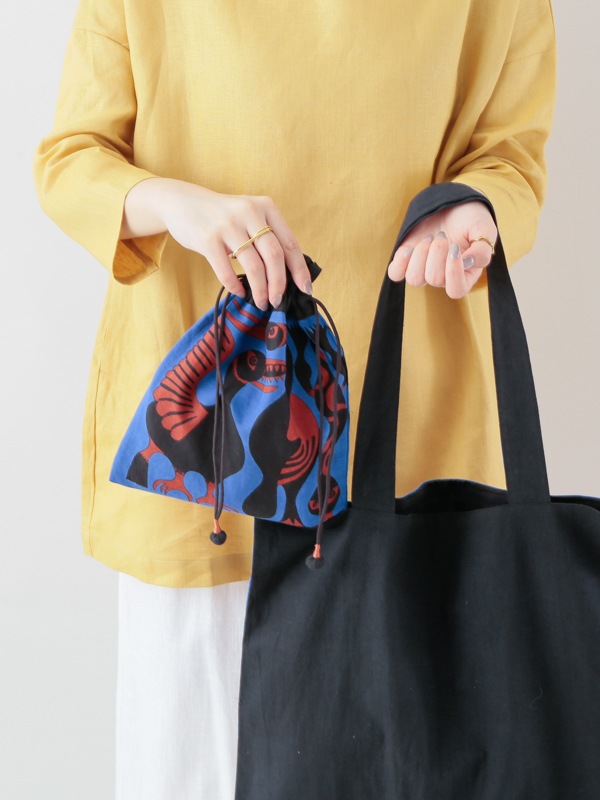 CHIZURI×KANKANコラボ 巾着A ポーチ 21×27cm（ブルー・オレンジ）M41-2419