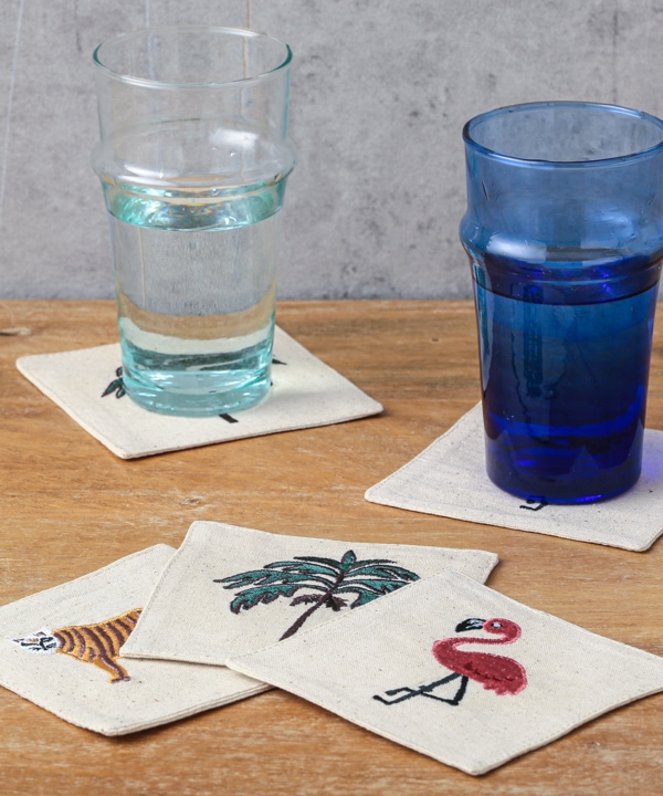 コットン素材 刺繍コースター  M26-2681