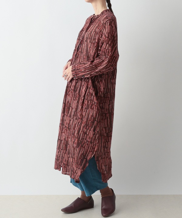 五月雨プリント・クレープコットンシャツワンピース 25W402