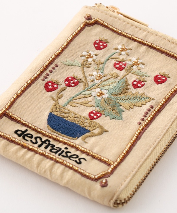 ボタニカル刺繍 フラグメントケース 9×12cm M42-2872 