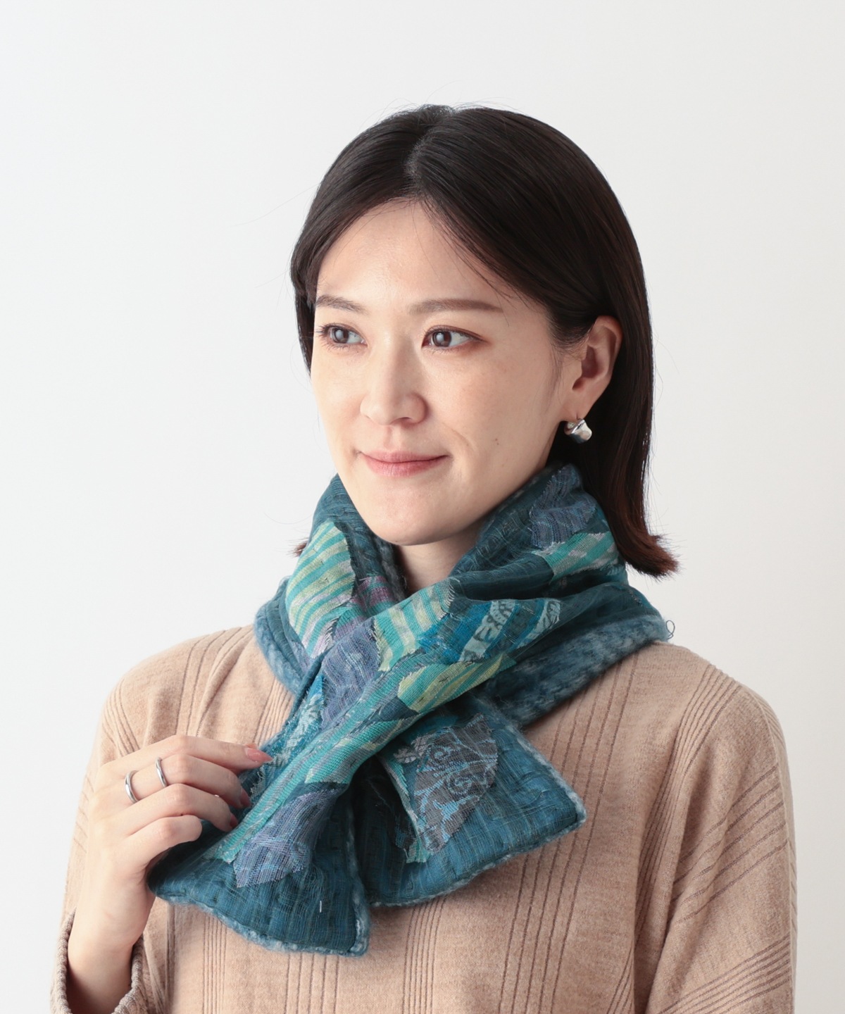 シルク混 刺繍MIXミニショール B25W025