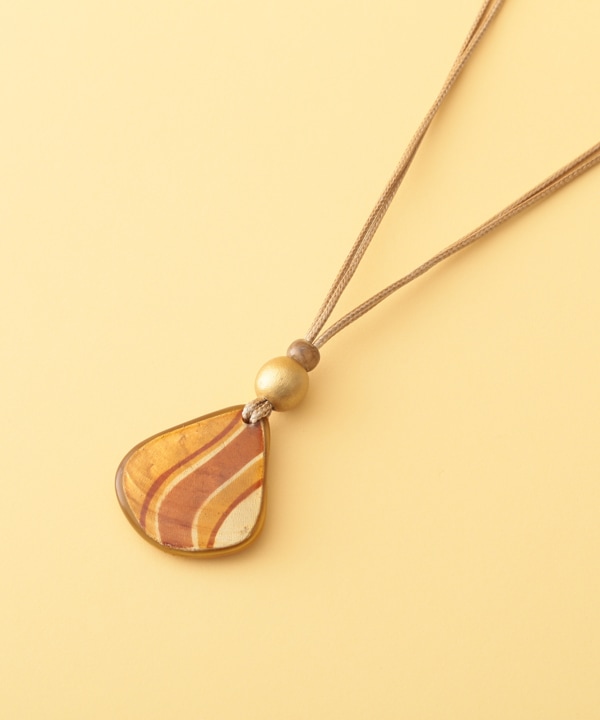 レジン 流線柄トップネックレス A25WPN017BR