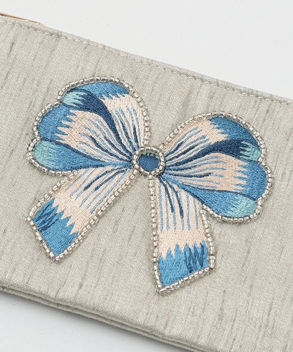 リボン刺繍ポーチ 15×10cm M42-2876