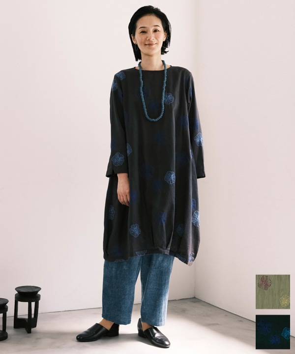 綿麻踊るお花たち刺繍コクーンワンピース 25W409