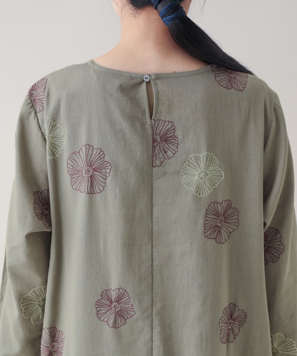 綿麻踊るお花たち刺繍コクーンワンピース 25W409