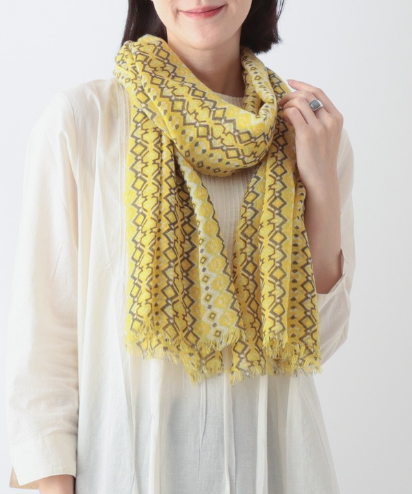 ウール100％ 幾何学柄プリントショール B25W029