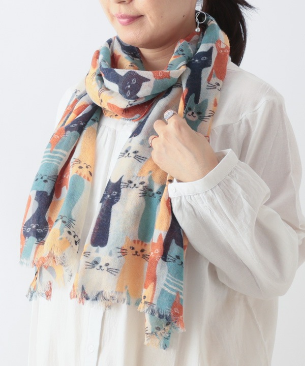 ウール100％ ネコ柄プリントショール B25W030