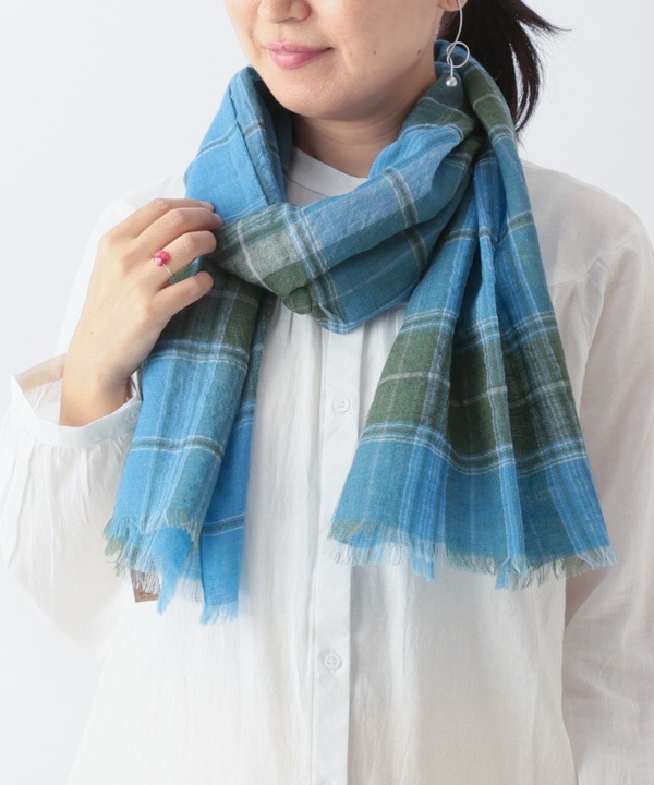 ウール100％ チェック柄ショール B25W031