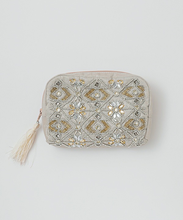 ビーズ刺繍ポーチ 17×10×マチ4cm （2カラー）M42-1375