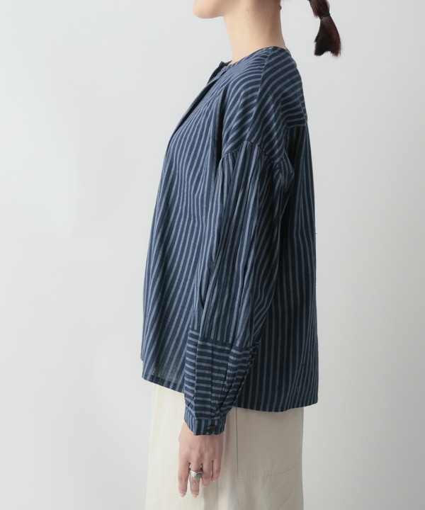しなやかストライプ・カディタック・ブラウス 25W414