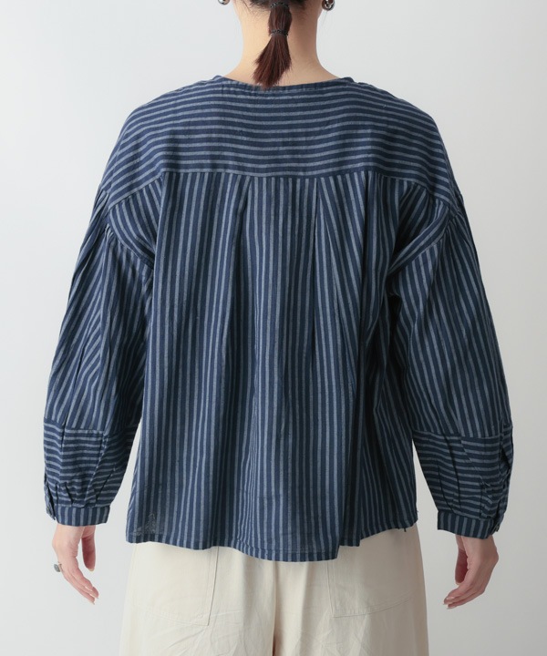 しなやかストライプ・カディタック・ブラウス 25W414