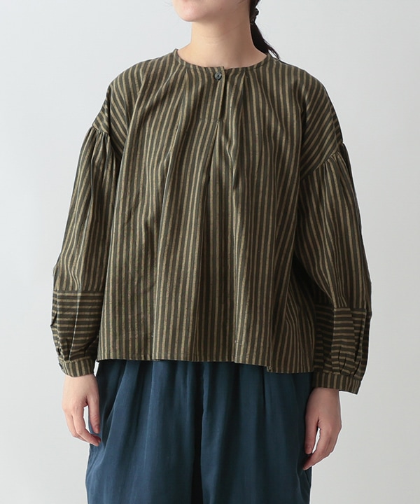しなやかストライプ・カディタック・ブラウス 25W414