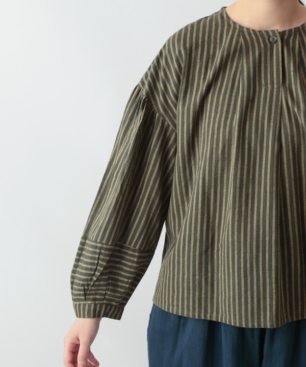 しなやかストライプ・カディタック・ブラウス 25W414