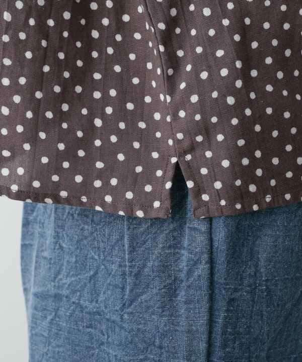 小さなポルカドット・ブロックプリント・綿麻レーヨンギャザーブラウス 25W418